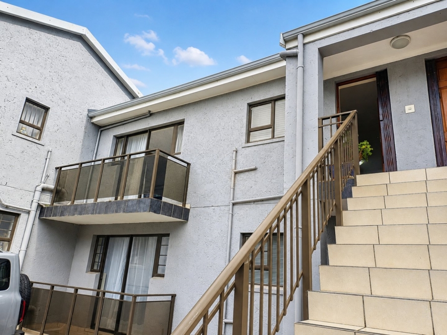 2 Bedroom Property for Sale in Hartenzicht Western Cape